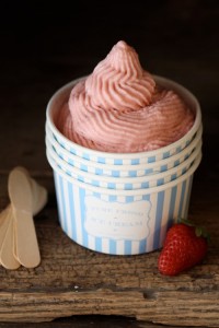 strawberry froyo